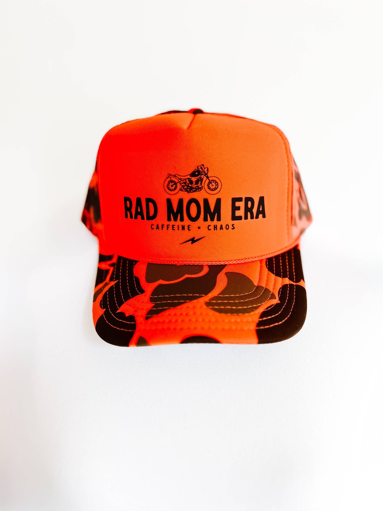 WE THE BABES - Rad Mom Era Trendy Trucker Hat - Neon Orange Camo