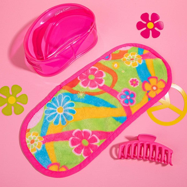 Groovy makeup eraser set